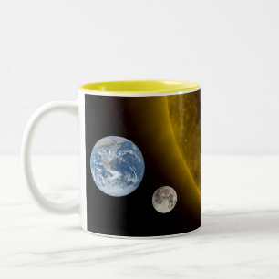 Erde und Sonne Zweifarbige Tasse