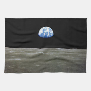 Erde vom Mond im schwarzen Weltraum: Earthrise Geschirrtuch