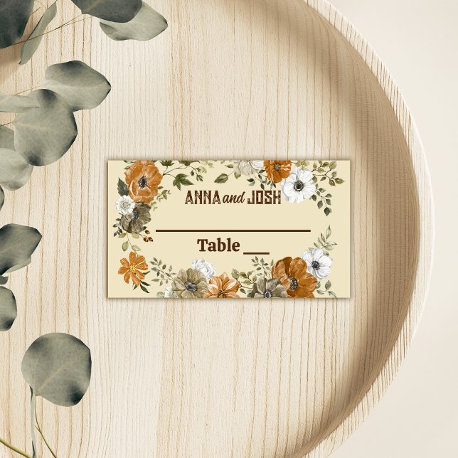 Erdgeschmückte rustikale Blume Hochzeit Platzkarte (Von Creator hochgeladen)