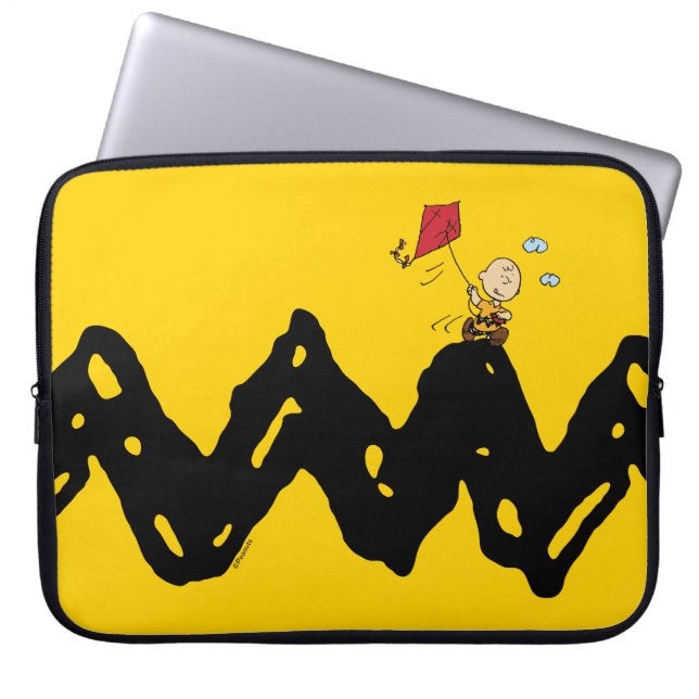Erdnüsse | Charlie Brown Flying Kite Laptopschutzhülle (Vorderseite)