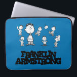 Erdnüsse | Franklin Armstrong Laptopschutzhülle<br><div class="desc">Karo dieses lustige Design von Peanuts mit Franklin.</div>