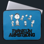 Erdnüsse | Franklin Armstrong Laptopschutzhülle<br><div class="desc">Karo dieses lustige Design von Peanuts mit Franklin.</div>