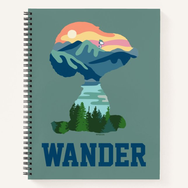 Erdnüsse | Großes Portrait aus Snoopy im Freien Notizbuch (Vorderseite)