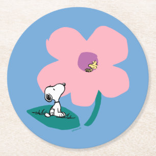 Erdnüsse   Illustrierung der Naturrosa Blume Runder Pappuntersetzer