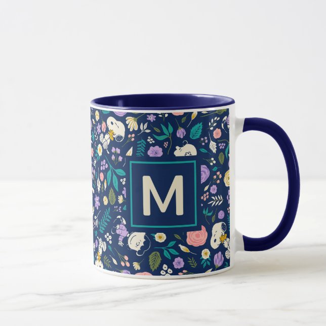 Erdnüsse im Blütenmuster | Fügen Sie Ihre Monogram Tasse (Rechts)