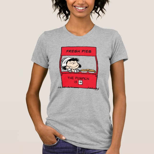 Erdnüsse | Lucy Pilgrim Pie Stand T-Shirt (Vorderseite)