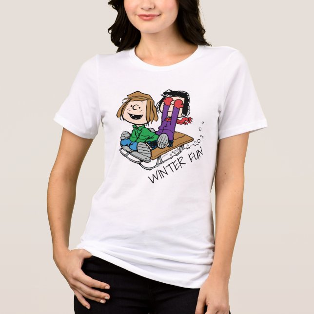 Erdnüsse | Peppermint Patty & Marcie Sled Riding Tri-Blend Shirt (Vorderseite)