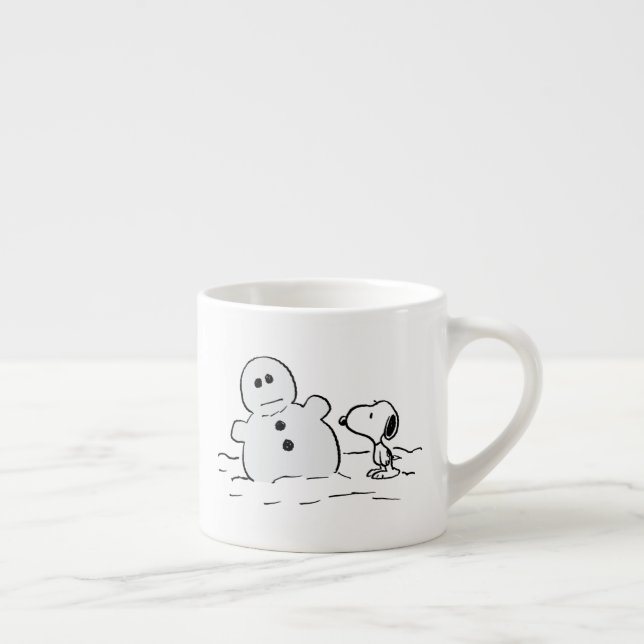 Erdnüsse | Snoopy baut einen Schneemann Espressotasse (Rechts)