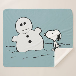 Erdnüsse Snoopy baut einen Schneemann Sherpadecke