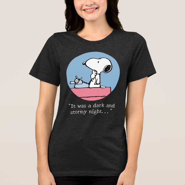 Erdnüsse | Snoopy bei der Schreibmaschine Tri-Blend Shirt (Vorderseite)