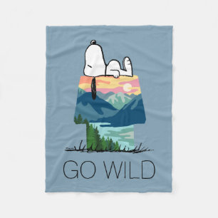 Erdnüsse   Snoopy Dog House Sunrise Fleecedecke