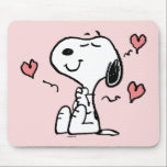 Erdnüsse | Snoopy Hearts Mousepad<br><div class="desc">Karo dieses lustige Design von Peanuts mit Snoopy.</div>