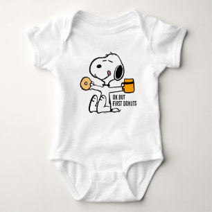 Erdnüsse   Snoopy OK, aber erster Kaffee Baby Strampler