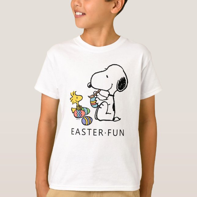 Erdnüsse | Snoopy- und Holzbemalereieier T-Shirt (Vorderseite)