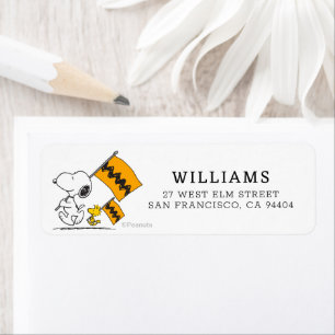 Erdnüsse   Snoopy- und Holzflaggen