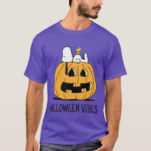 Erdnüsse   Snoopy und Jack-O-Lantern aus Holz T-Shirt