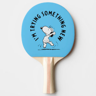 Erdnüsse   Snoopy versucht etwas Neues Tischtennis Schläger