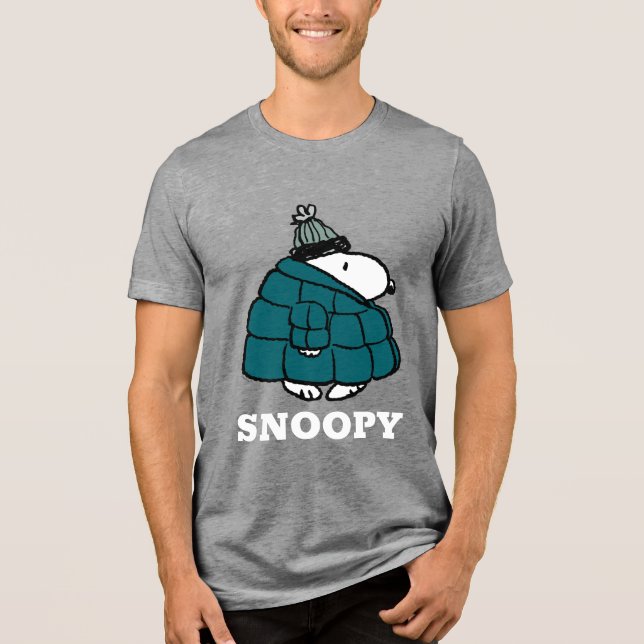Erdnüsse | Snoopy Winter Puffer Jacket Tri-Blend Shirt (Vorderseite)