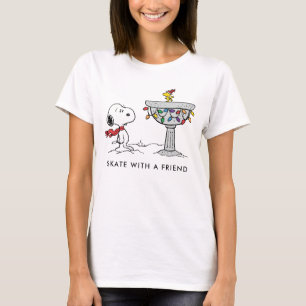 Erdnüsse Snoopy & Woodstock dekorierte Vogelbade T-Shirt