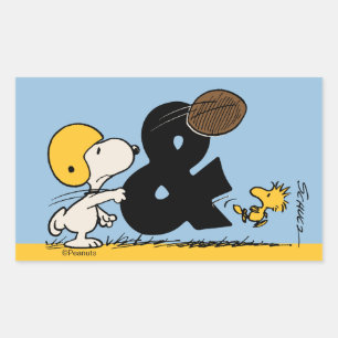 Erdnüsse Snoopy & Woodstock Football Rechteckiger Aufkleber