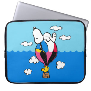Erdnüsse   Snoopy & Woodstock Heißluftballon Laptopschutzhülle