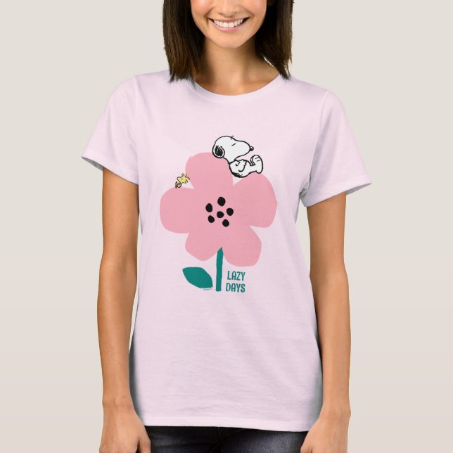 Erdnüsse | Snoopy & Woodstock Nickerchen auf rosa  T-Shirt (Vorderseite)