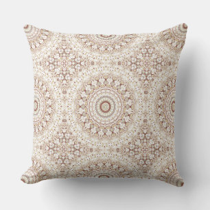 Erdtöniges geometrisches Mandala-Muster Kissen