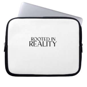 Erdverbundene Minimalistische Schreibmaschine  Laptopschutzhülle