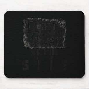 Ergeben Sie sich nicht dem Krieg im Inneren Beende Mousepad