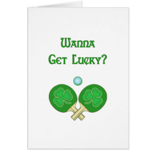 Erhalten Sie glückliches Klingeln Pong