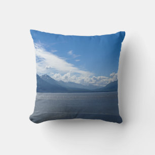 Erhebende Alaska-Berge Kissen