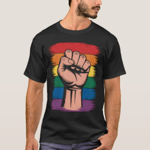 Erhobener Faust Stolz Regenbogen LGBTQ Unterstützu T-Shirt