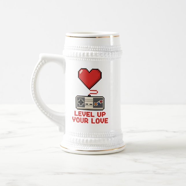 Erhöhe Deine Liebe, Retro-Pixel-Gaming-Design Bierglas (Links)