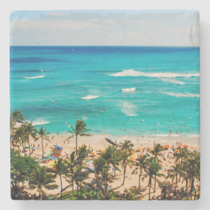 Erhöhte Ansicht eines Strandpanoramas in Waikiki, Steinuntersetzer