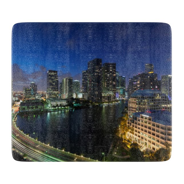 Erhöhte City-Skyline von Brickell Key Schneidebrett (Vorderseite)
