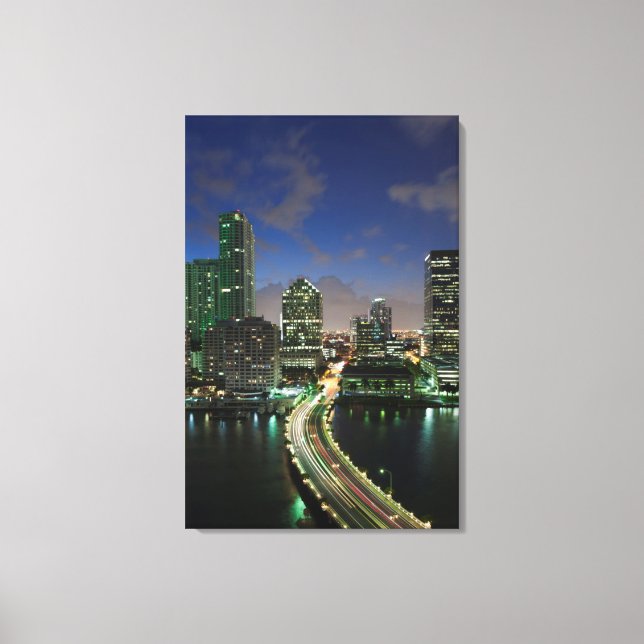 Erhöhte Skyline der Stadt Leinwanddruck (Vorderseite)