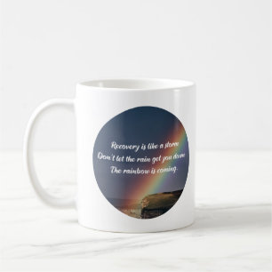 Erholung der Abhängigkeit Inspiration Zitat Regenb Kaffeetasse