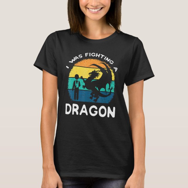 Erholung der Operation eines gebrochenen Arm-Drach T-Shirt (Vorderseite)