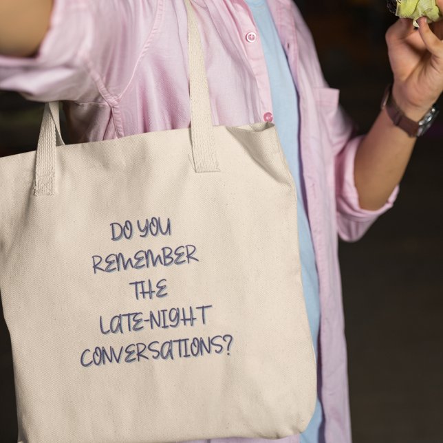 Erinnern Sie sich an Retro Nostalgia Quirky Cooles Tragetasche (Embrace the memories and grab yours now!)