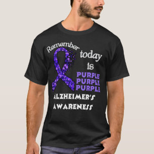 Erinnern Sie sich heute lila T-Shirt
