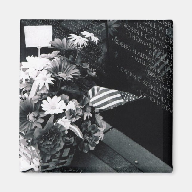 Erinnerung am Vietnam Memorial Square Magnet (Vorne)