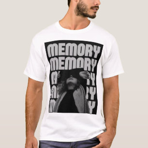 ERINNERUNG. T-SHIRT MIT TEXTBEDRUCKUNG