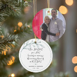 Erinnerungserinnerung im Foto Gedächtnisschatz Ornament<br><div class="desc">Erinnern Sie sich an das Gedächtnis Schatz Foto Akryllische Ornament, ein reizendes kleines Juwel, das Glitzern mit der Wärme geschätzte Momente! Diese charmante Kreation ist ein greifbares Emblem unserer liebsten Erinnerungen, sorgfältig gefertigt, um das Wesen der Freude und Nostalgie zu verkörpern. Es ist wie eine winzige Zeitkapsel zu haben, die...</div>