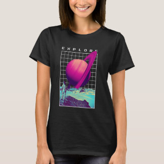 Erkunde Saturn Planet Vaporwave T-Shirt