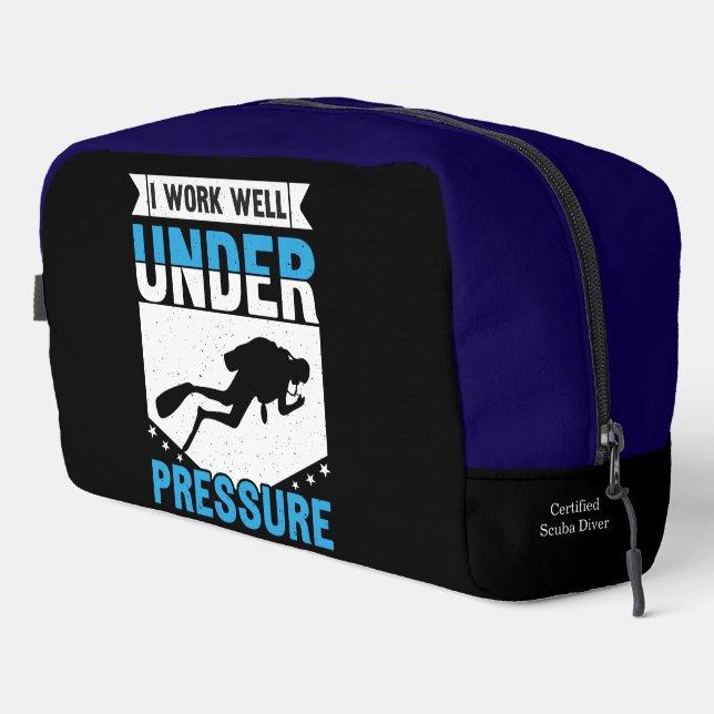 Erkundung der pulsierenden Tiefen der Ozeanwelt Waschbeutel (Rechte Ecke)