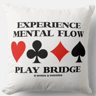 Erleben Sie die Mental Flow Play Bridge mit vier C Kissen