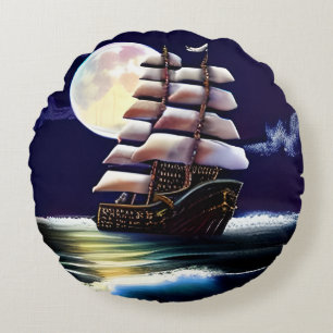 Erleuchtetes Schiff auf dem Ozean unter dem Mond Rundes Kissen