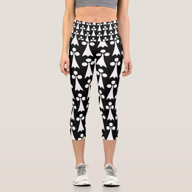 Ermine Pattern, mittelalterliches Muster, weiß auf Capri Leggings (Vorderseite)