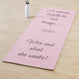 Ermutigung zur Yoga-Matte, starke Frau Yogamatte