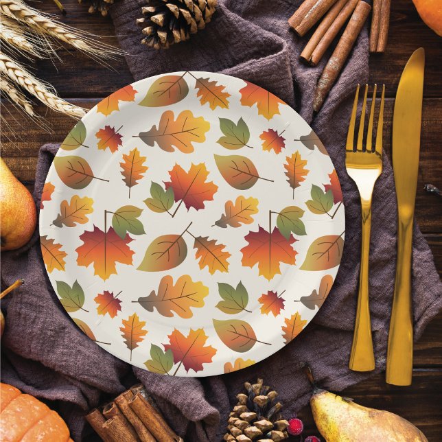 Erntedank Dinner Herbst / Herbst Farbige Blätter Pappteller (Thanksgiving Dinner Fall / Autumn Colorful Leaves Paper Plates @ fat_fa_tin)